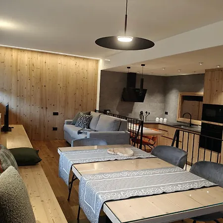 Casa Lucia * Isolaccia
